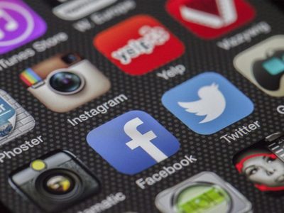 twitter-1024×682 twitter-1024x682